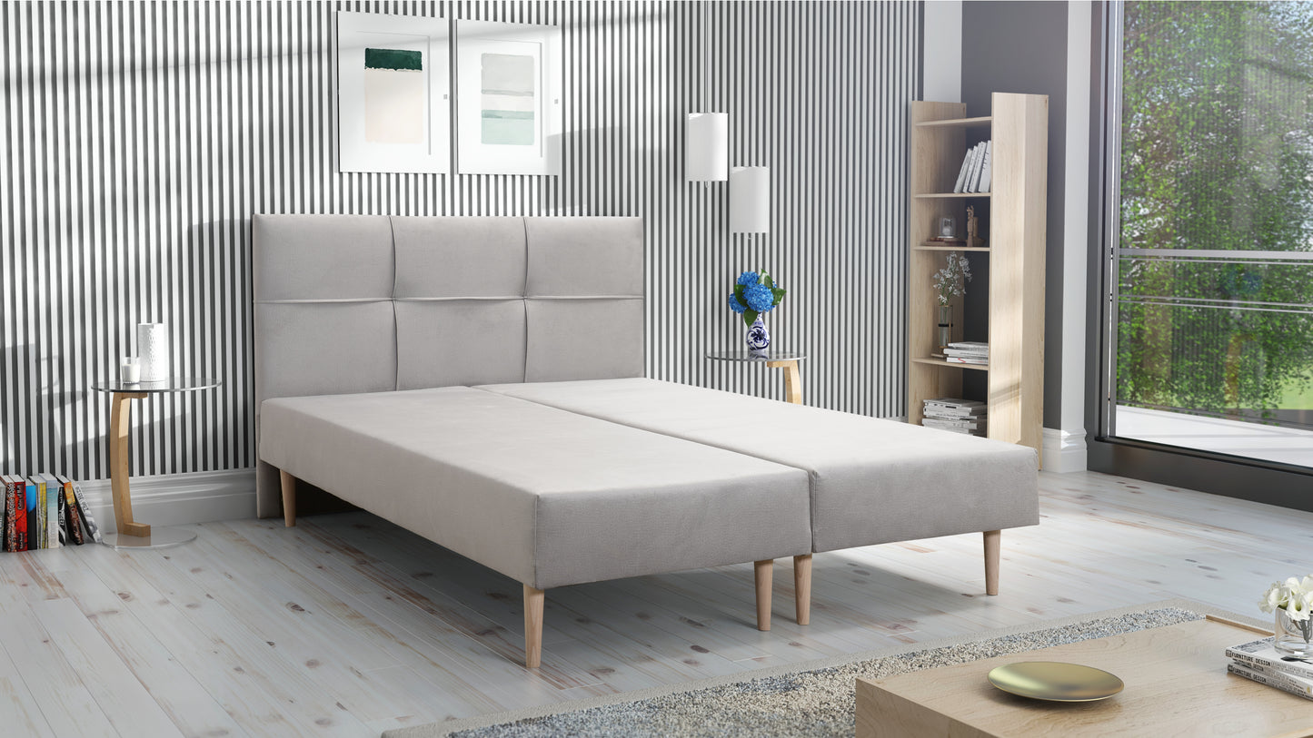 NOWOCZESNE ŁÓŻKO 180X200 W STYLU SKANDYNAWSKIM OBITE W TKANINE PLAMODPORNĄ NA WYSOKICH DREWNINAYCH NOŻKACH. ŁÓŻKO POSIADA BARDZO WYGODNY MATERAC