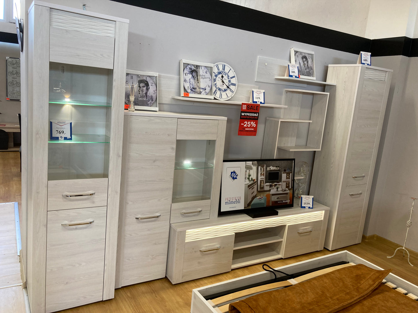 Meblościanka CLERMONT