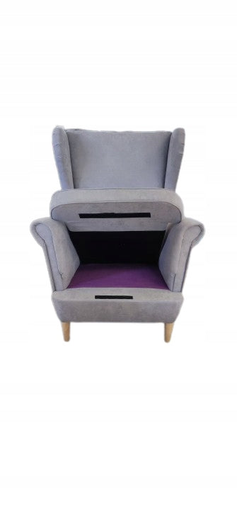 Zdjęcie przedstawiające detale siedziska w produkcie fotel uszak w stylu skandynawskim