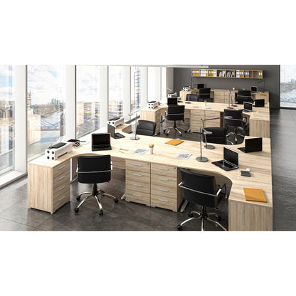 Przykład aranżacji nowoczesnego biura z meblami z kolekcji Office z biurkami z profilowanym blatem. Nowoczesne i tanie meble biurowe dostępne na dmsm.pl