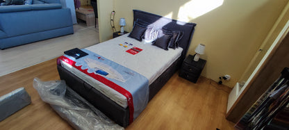Łóżko Lorenzo do sypialni z materacem i podnoszonym stelażem metalowym - EKSPOZYCJA