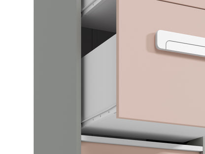 Zbliżenie na prowadnicę zastosowaną w szufladzie wąskiego regału z szufladami i półkami MICK.