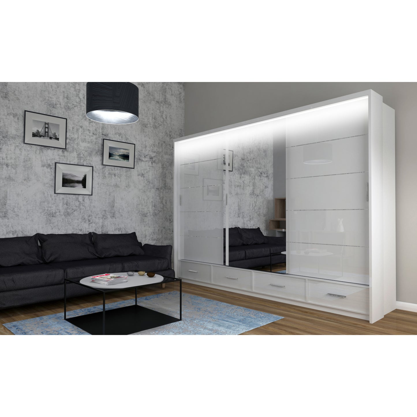 Aranżacja szafy przesuwnej Sycylia z oświetleniem LED, czterema szufladami oraz dużym lustrem. Biała szafa przesuwna z lustrem została wykończona na wysoki połysk. Szafa przesuwna z lustrem Sycylia jest dostępna w super cenie na DMSM.pl