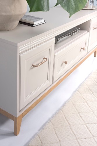 Szeroka szafka RTV Buckingham 179 cm komoda pod TV kaszmir dębowe nóżki