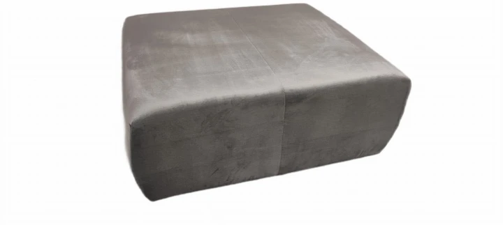 DUŻA PUFA TAPICEROWANA KODA DO SALONU